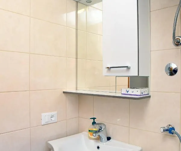 Anamarija Ii Apartman Valun